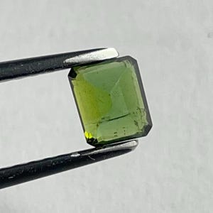5x6mm octagon natural green tourmaline faceted AAA+ quality loose gemstone 1 piece 1.10carat