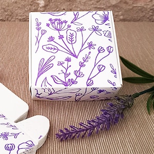 12 cajas cuadradas blancas de 7,5 x 7,5 x 3 cm, cajas de cartón estampadas a mano, cajas de jabón, cajas de regalo, cajas de regalos, cajas de embalaje, cajas de cartón
