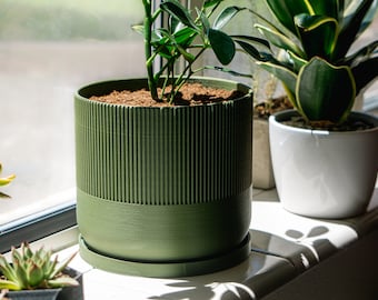 Mid-Century Modern Planter Pot, with Drainage Holes, Drip Tray, Multiple Sizes, 3D Printed