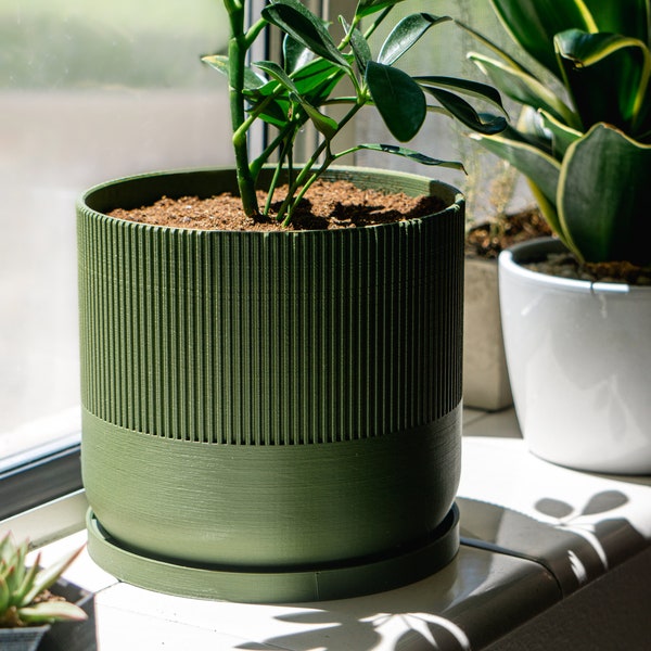 LARGE - Mid-Century Modern Planter Pot, with Drainage Holes, Drip Tray, Multiple Sizes, 3D Printed, 8inch and 10inch