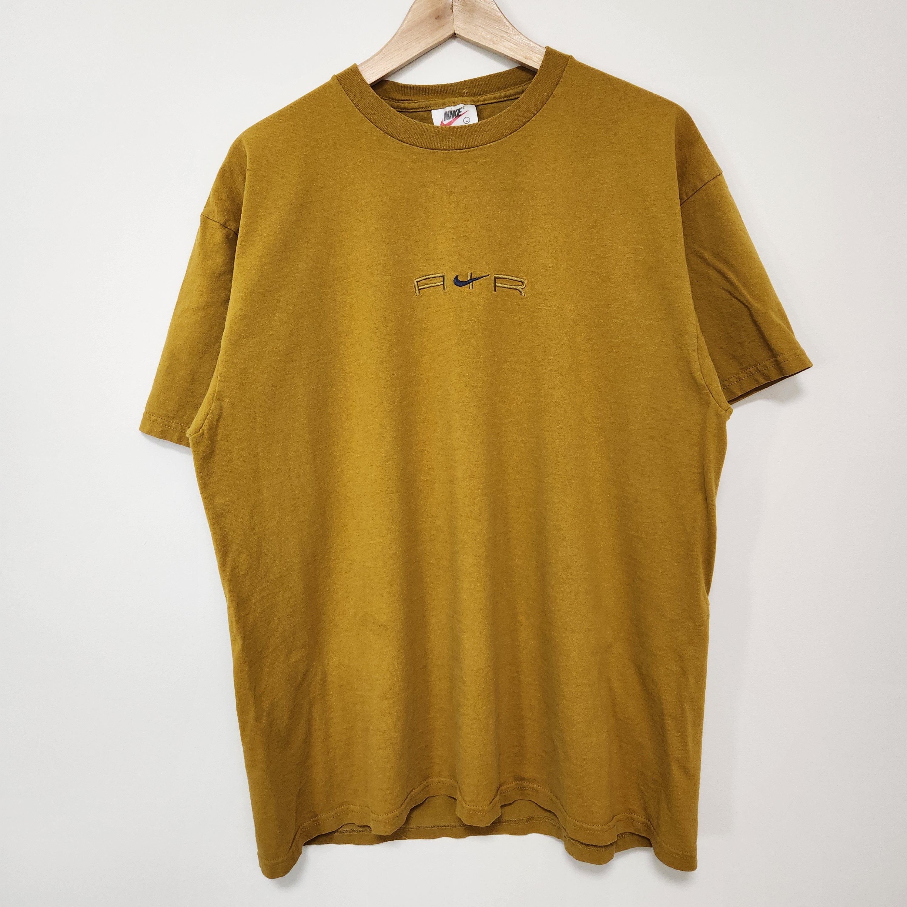 Vintage Y2K Nike Air Crewneck T-shirt Dark Mustard