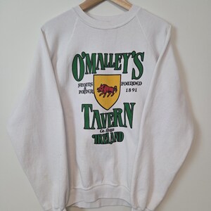 Vintage O&#39;Malley&#39;s Tavern Ireland Sweatshirts / Made in USA / Size XL