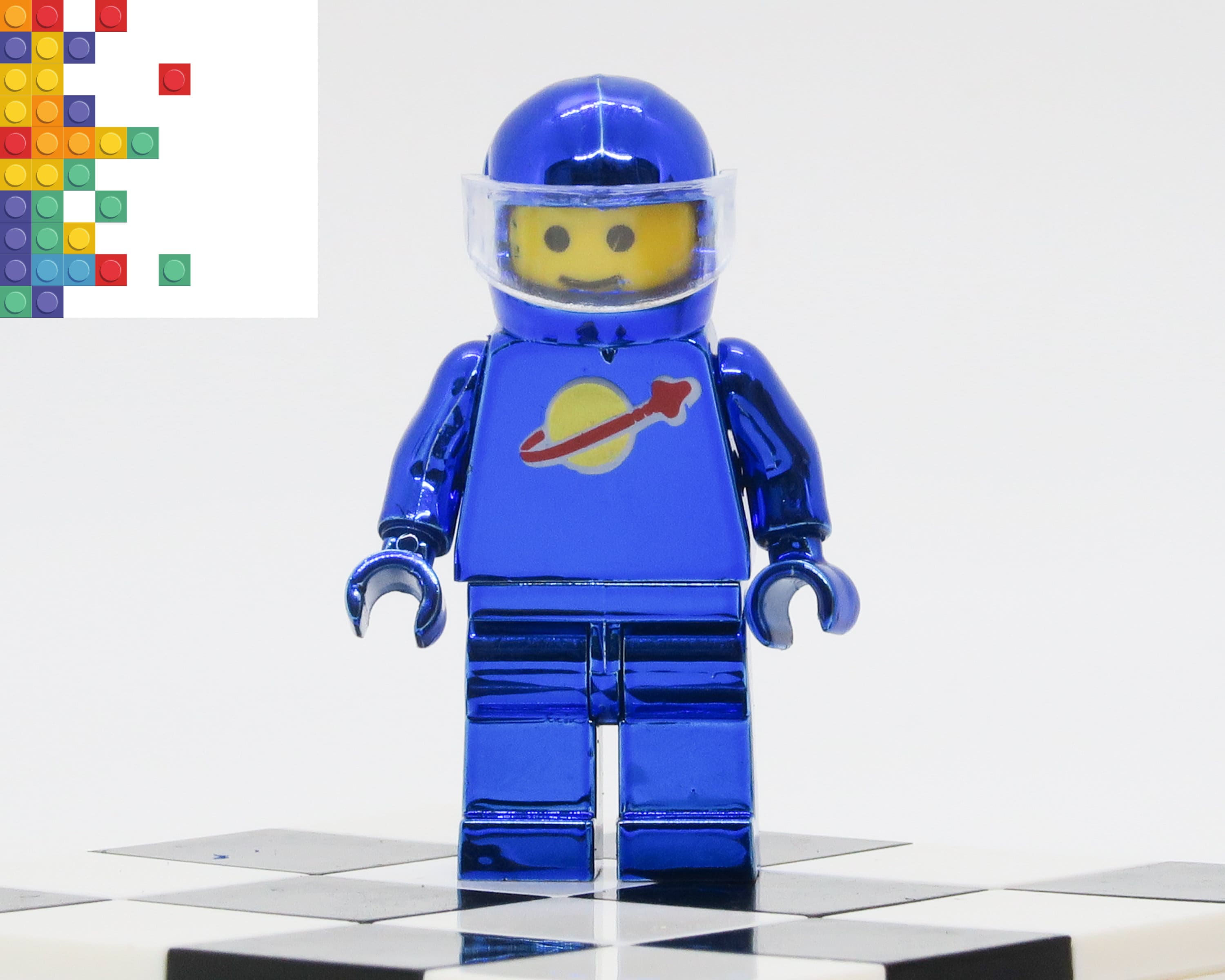 LEGO Vintage Classic Space - Blue Spaceman Astronaut Moon Pilot Minifigure  Rare