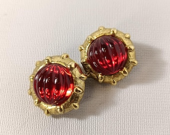 Oscar de la Renta Vintage Clip-On Earrings – Red Gripoix Style Glass with Gold-Tone Setting