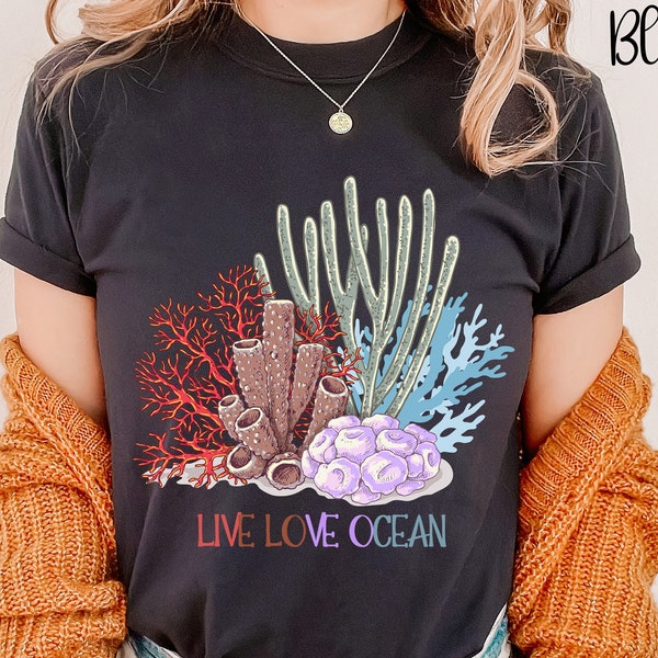 Coral Casting Net T-Shirt main image 1