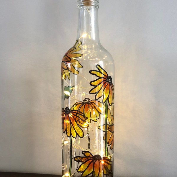 Lazy Susan daisy hand painted glass bottle, bottle art, Mother's Day gift, wine bottle decor, gift for her, flowers, hand painted