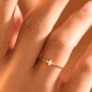 Natural Diamond Marquise Ring, Marquise Diamond Engagement Ring, 18K Solid Gold Stacking Diamond Ring, Marquise Diamond Promise Ring