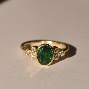 Oval 1 Ct Emerald Vintage Engagement Ring, Solid 14K/18K Emerald Real Diamond Engagement Ring, Emerald Ring, Bezel Setting Emerald Ring