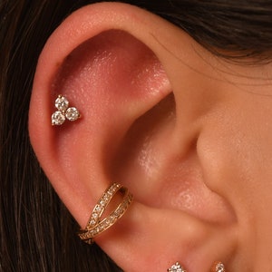 14K Real Gold Trio Diamond Helix Earrings, 0.15 Ct Diamond Trio Stud Earrings, Three Diamond Cartilage Earrings, 3 Stone Diamond Piercing