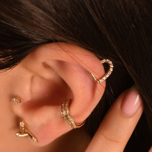 14K Real Gold Diamond Heart Daith Piercing, Diamond Half Heart Hoop Piercing, Heart Cartilage Earrings, Diamond Heart Shaped Helix Piercing