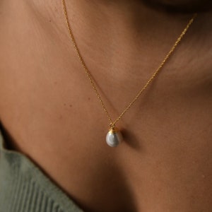 Real Gold Pearl Necklace, 14K Solid Gold Pearl Necklace,  Pearl Pendant, Mother's Day Gift, Dainty Pearl Necklace, Luan Jewelry