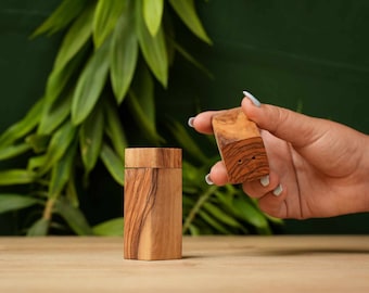 Duo of Cubic Salt and Pepper Shakers in Olive Wood