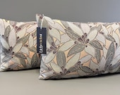 LILIANA Dekokissen | Edel | Glanz & Blättermuster | Handgemacht | Vegan | Aprikot | Anthrazit | Luxuriös