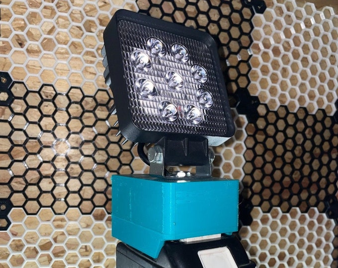 Innovative Work Light with 3D Printed Housing for Makita Batteries - Illuminate Your Work with Ease