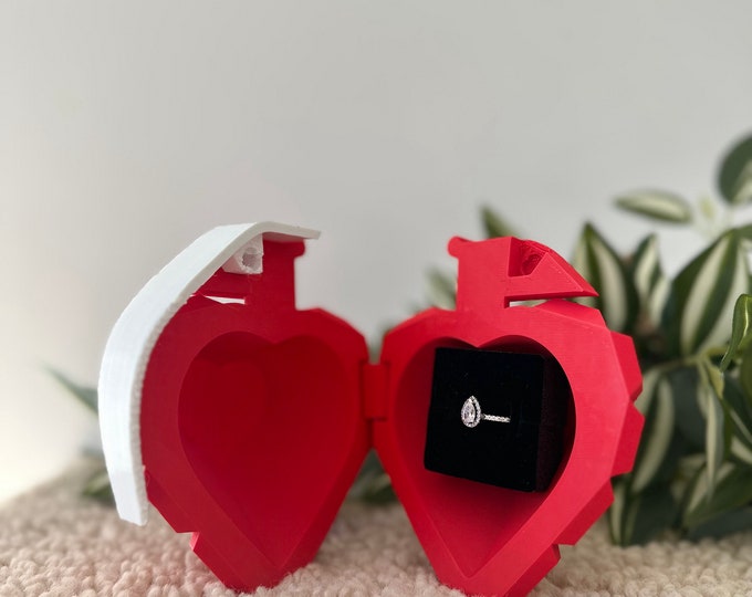 Show your love with a 3D printed heart-shaped ring holder!