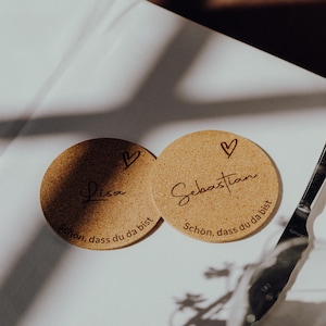 Laser gravierter Kork Untersetzer | Hochzeit | Tischkarte | Gastgeschenk| handmade | Party | Personalisierbar | Namen | Platzkarte