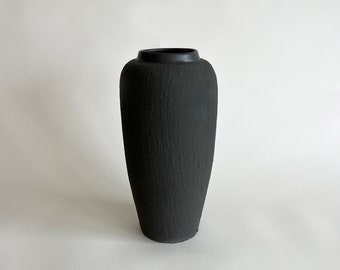 わびさびマットブラック花瓶 – ドライフラワーやテーブルセンター