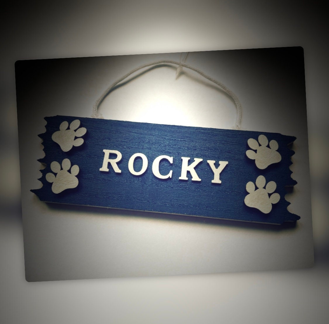 Personalised Wooden Name Plaque Kennel Dog Cat Pet Sign Gift White Grey