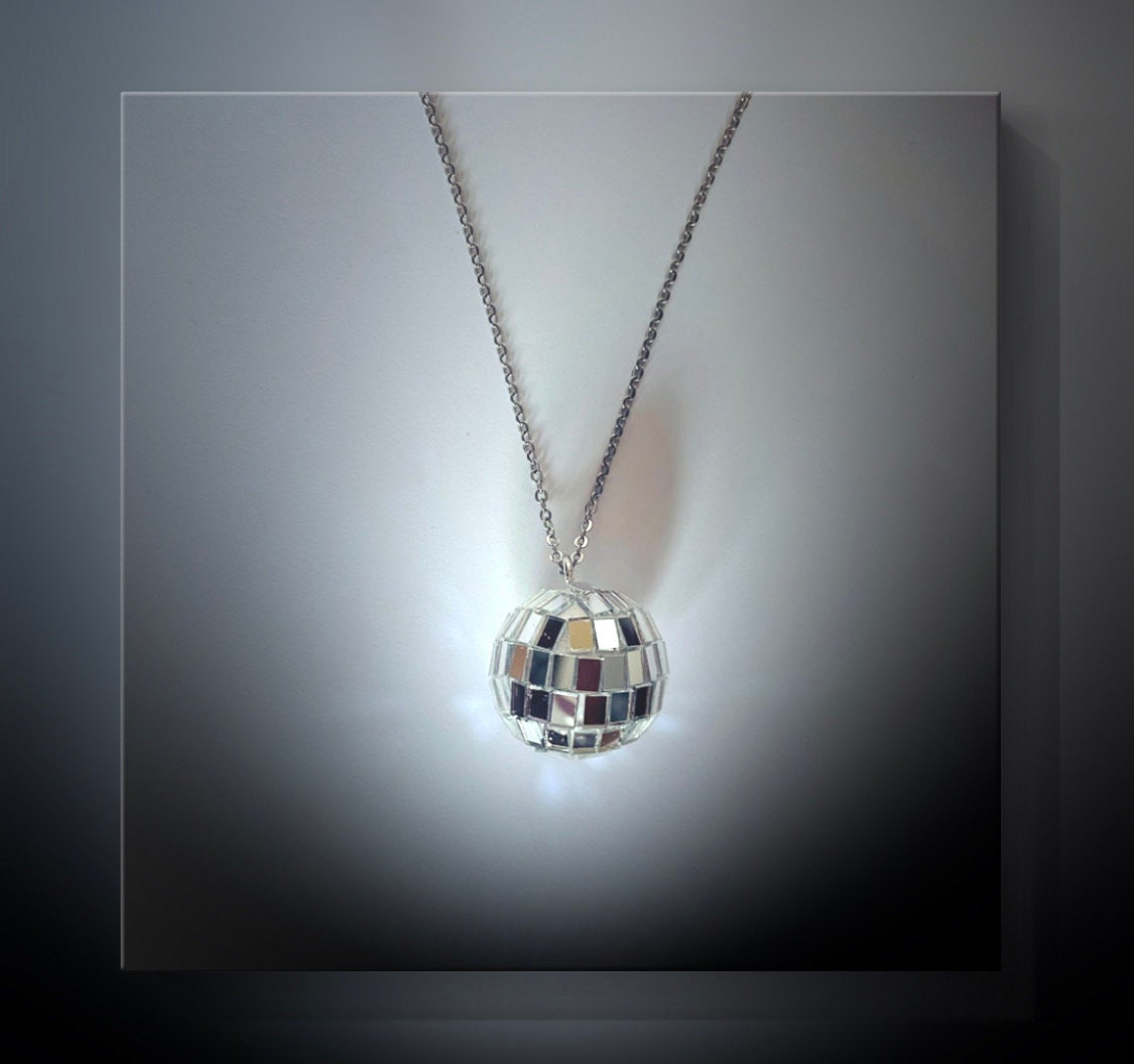 Disco ball necklace best sale bulk