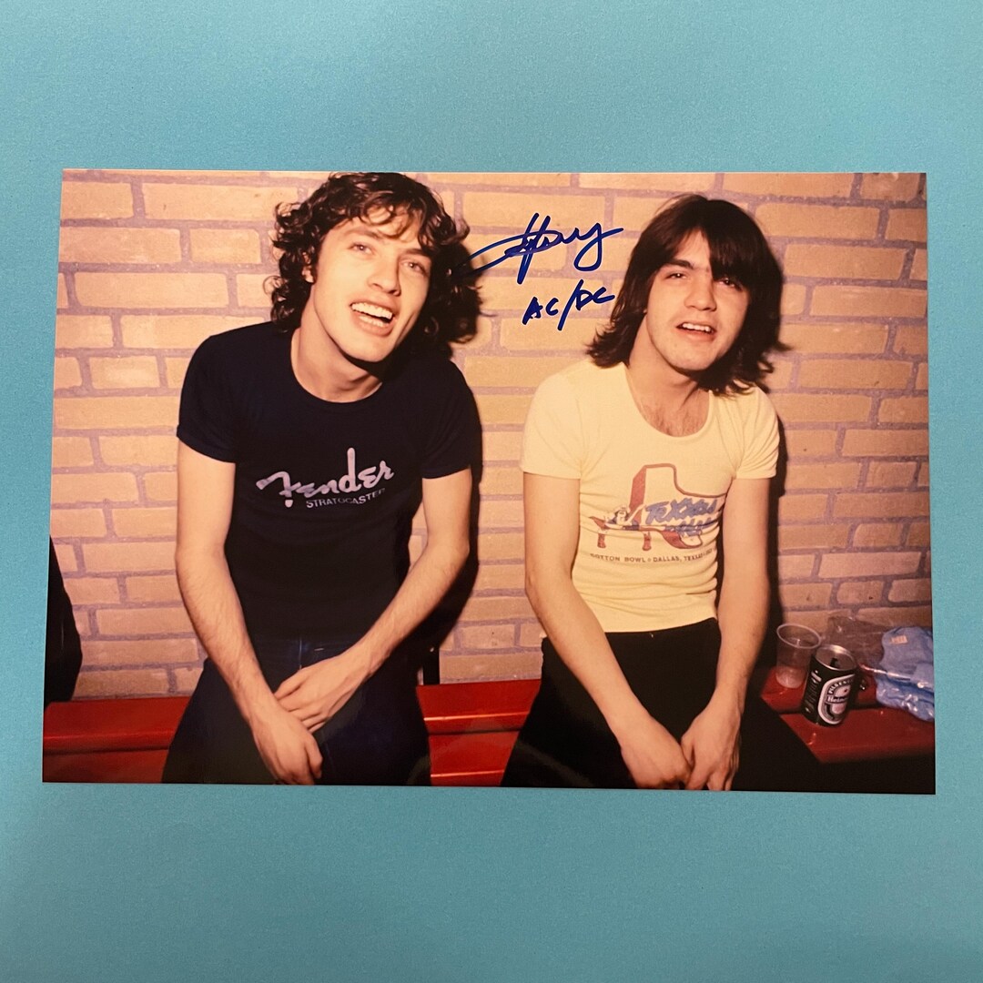 Angus Young - AC/DC Signed Photo Authentic Autograph With COA - Etsy