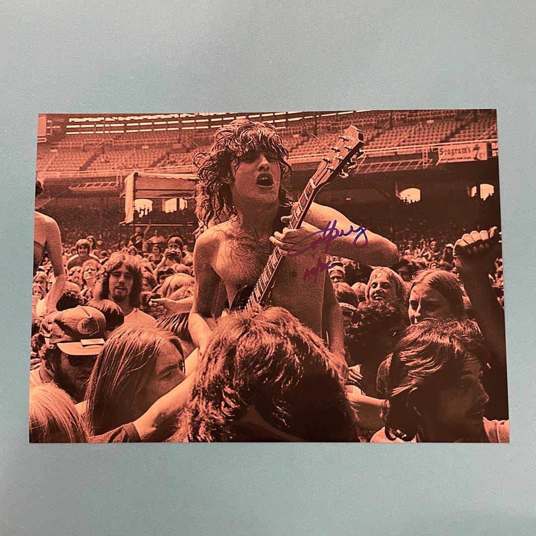 Angus Young - AC/DC Signed Photo Authentic Autograph With COA - Etsy