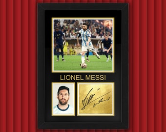 LIONEL MESSI / ARGENTINA Display Case w Reproduced Autograph Signature Framed Unique Gift