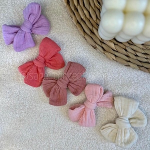 Cotton gauze knot scrunchie