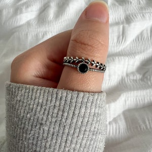 Zwarte Onyx bladring, verstelbare ring, bladring voor vrouwen, dubbellaagse edelsteenring, natuurringen, minimalistische sieraden afbeelding 5