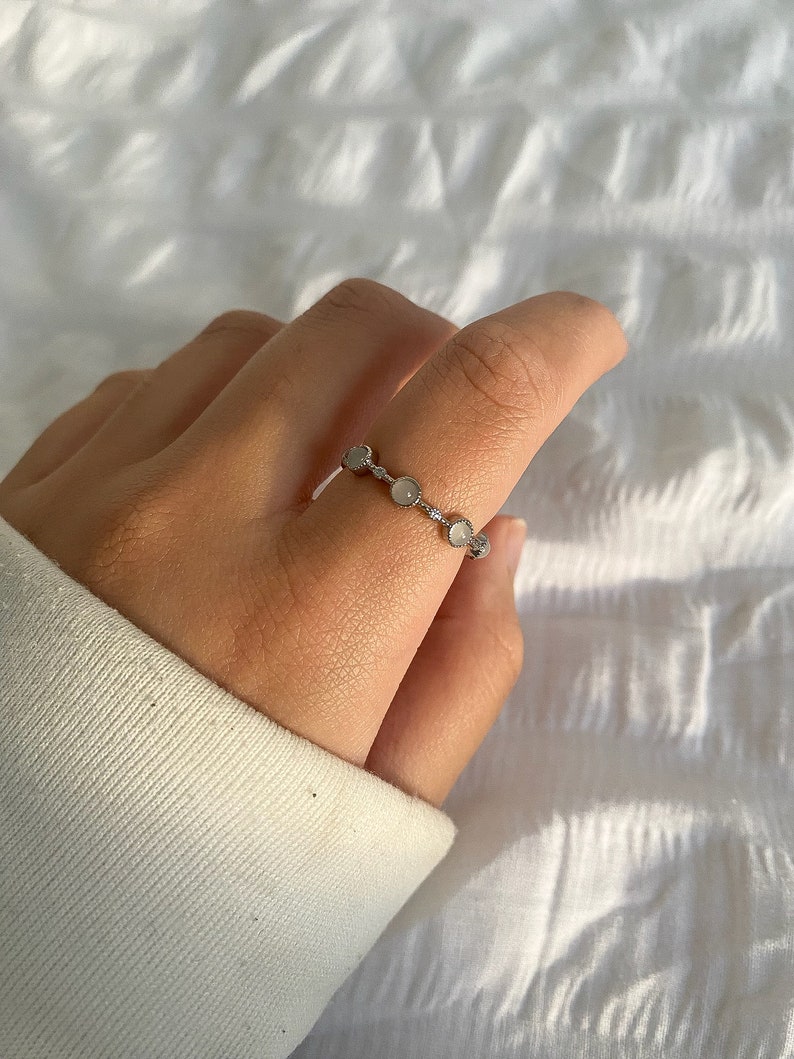 Sterling Silver Moonstone Ring, Adjustable Ring, Dainty Gemstone Ring, Cute Ring, Delicate Ring, Rings For Women, Minimalist Jewellery, Ring zdjęcie 10