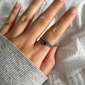 Zwarte Onyx bladring, verstelbare ring, bladring voor vrouwen, dubbellaagse edelsteenring, natuurringen, minimalistische sieraden afbeelding 2