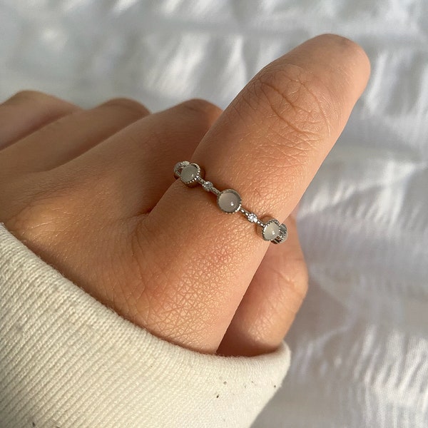 Sterling Silver Moonstone Ring, Adjustable Ring, Dainty Gemstone Ring, Cute Ring, Delicate Ring, Rings For Women, Minimalist Jewellery, Ring