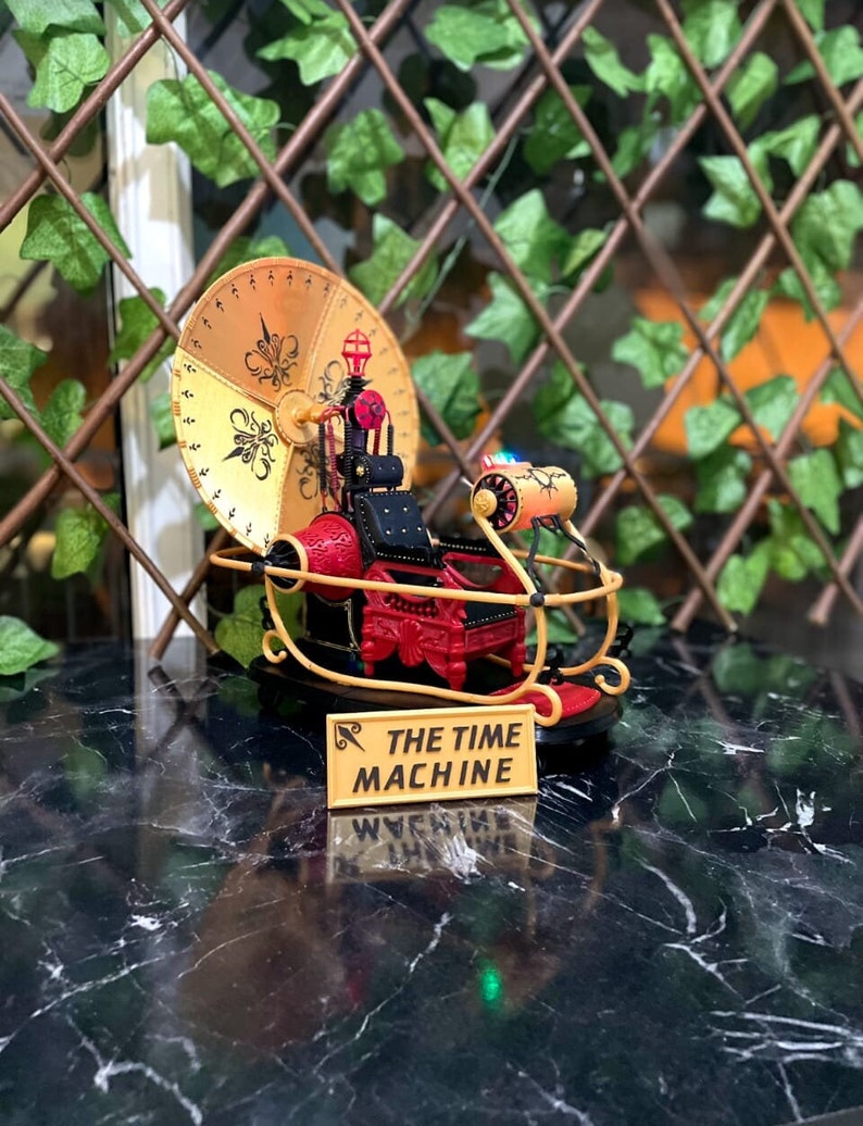 The time machine 1960 parallel universe version/ statue / 28 cm/ gift/ led backlit image 8