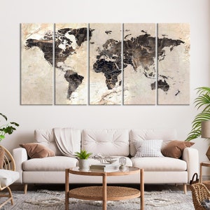 Große Weltkarte auf Leinwand mit braunem Hintergrund