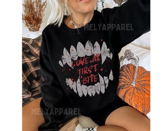 Dracula Sweatshirt Retro Halloween Sweater Vampire Crewneck Dark Romance Streetwear Horror Graphic Gift for Him or Her Monster Clothes