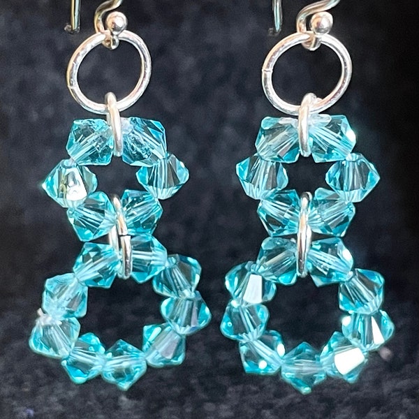 Pendientes de Plata de Ley con Cristal Austríaco color turquesa.