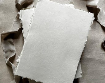 Hojas de papel artesanal Merengue DIN A4 · 21 x 29,7 cm (8,27" x 11,69") · 10 uds · Papel de algodón con bordes barbados · Blanco roto