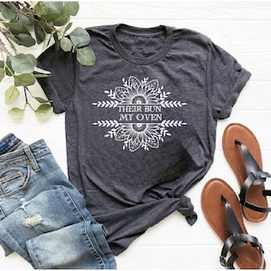 T-shirt personnalisé pour mère porteuse My Bun Her Oven, chemise mère porteuse fière, chemise transfert, chemise FIV