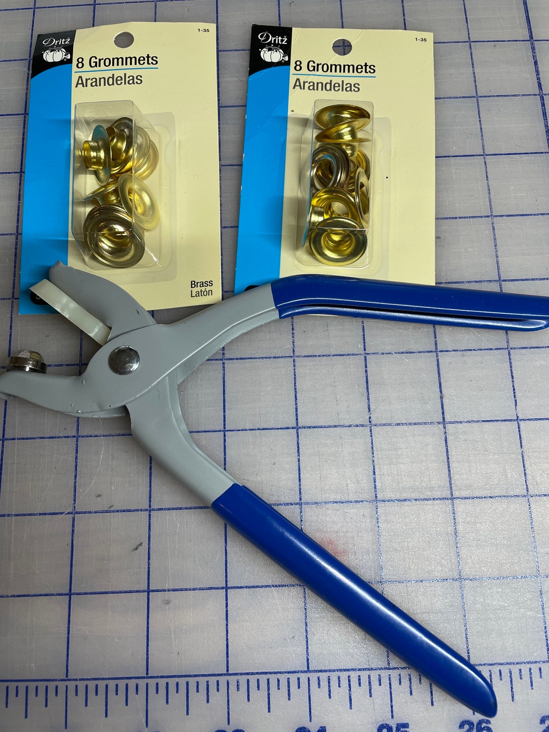 Dritz 3/8 Inch Grommet Pliers and Grommets Etsy