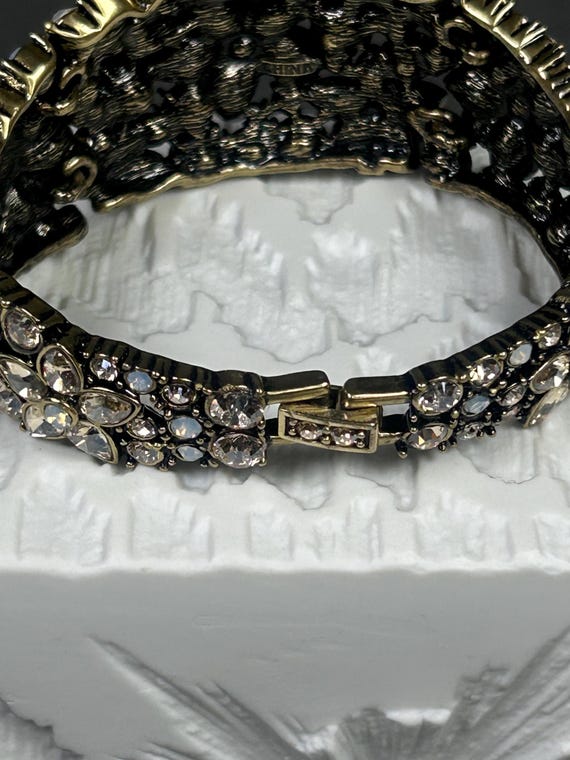 Rare HEIDI DAUS signed statement large bangle / b… - image 5