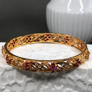 Vintage Victorian style bangle