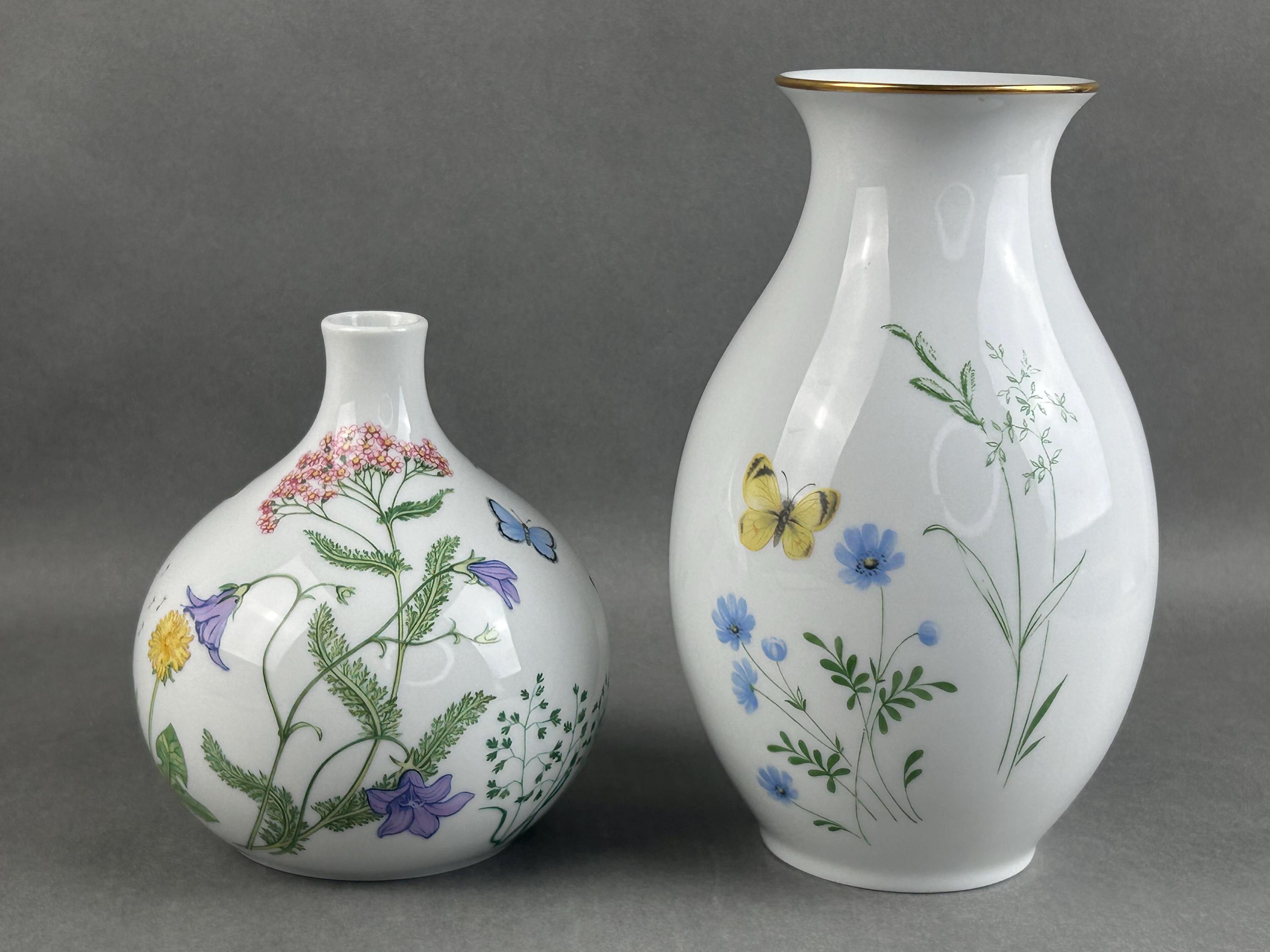 フッチェンロイター社のヴィンテージ磁器花瓶。モチーフ：野の花