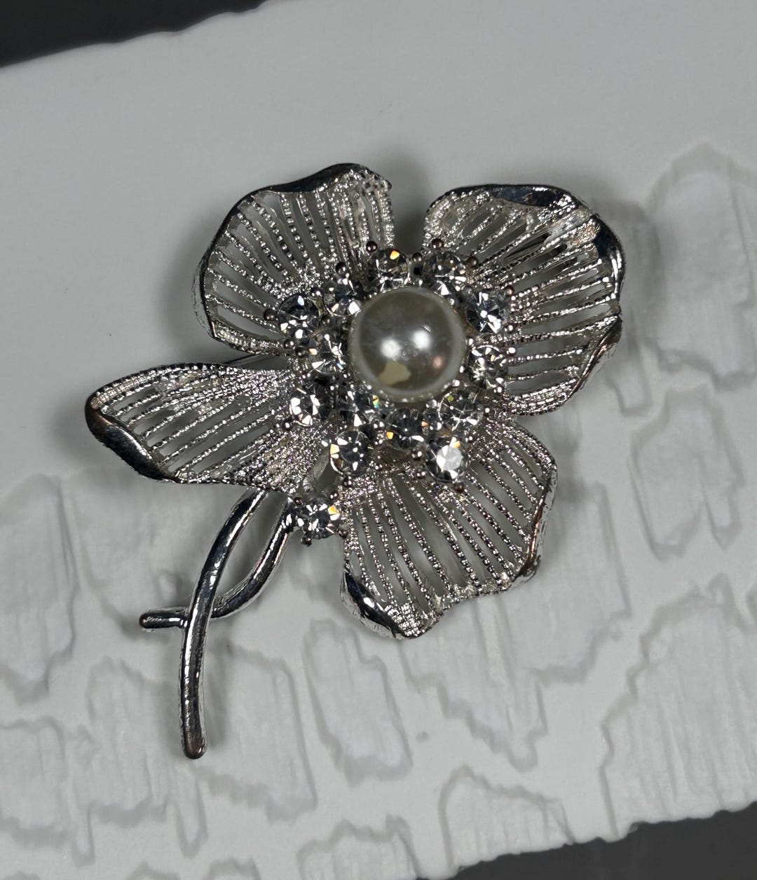 Casse-noisette vintage, écureuil, métal, aluminium Casse-noisette vintage, écureuil, métal, aluminium