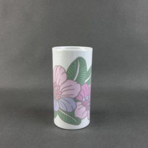 Vintage ROSENTHAL Studio-Linie Germany porcelain table vase white with floral motif. Height 14 cm.
