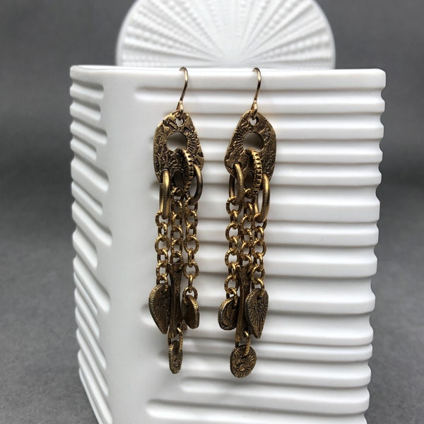 PATRICIA LOCKE Long vintage earrings with three asymmetric pendants