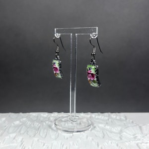Miniature enamel and filigree vintage earrings with floral motif - Rostov Finift