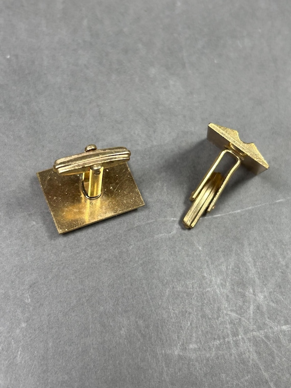 Vintage große unisex goldfarbene rechteckige Manschettenknöpfe mit Op-Art Design aus 1960er. View 6