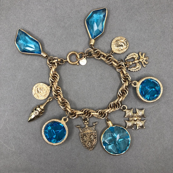 ACCESSOCRAFT NYC signed statement bracelet / charm br… Gem