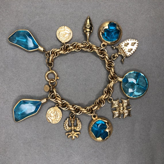 ACCESSOCRAFT NYC signed statement bracelet / charm br… Gem