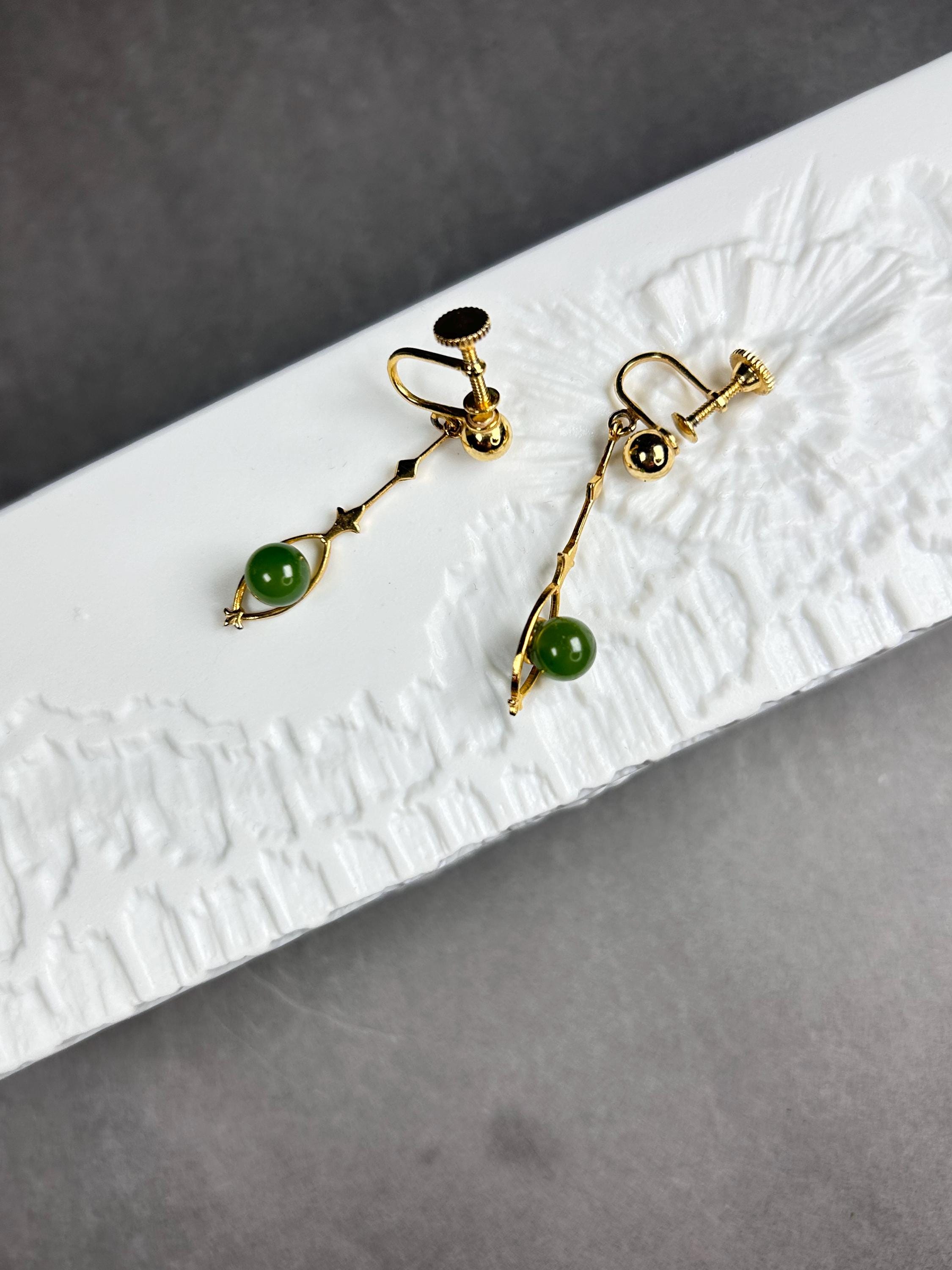 Boucles D'oreilles Clips Anciennes - Or Couleur, Cristaux Et Perle Verte Jade - Vintage