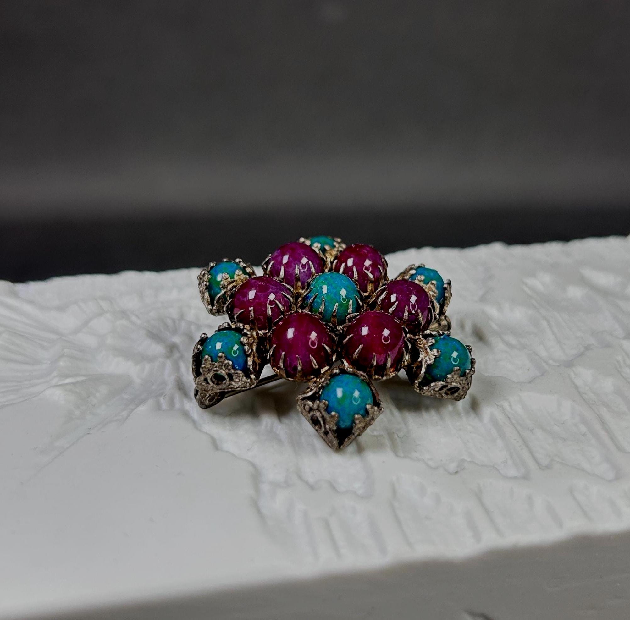 Ancienne Broche Art Déco Femme En Jade/jadéite Et émail - Bijou Vintage De Collection